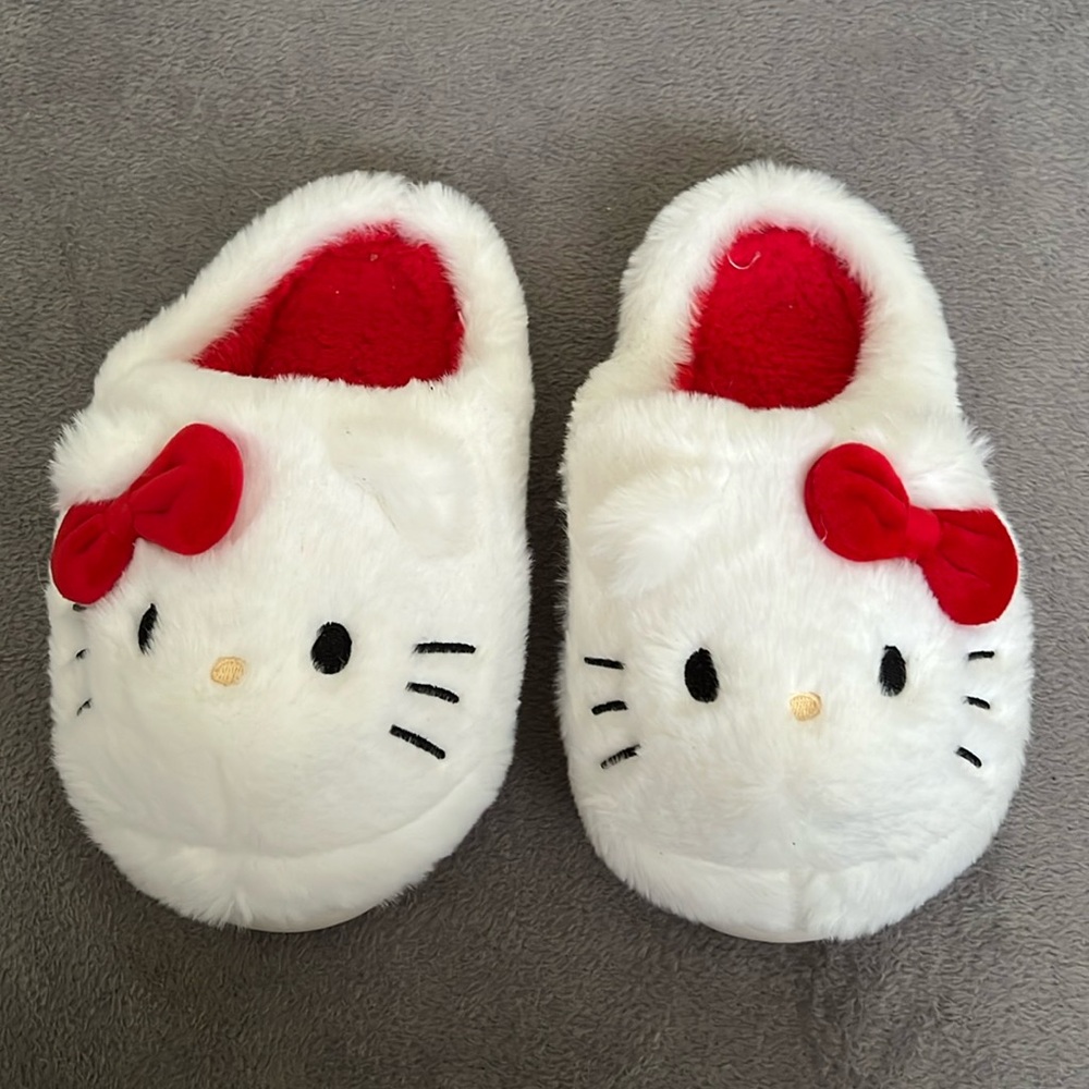 Hello Kitty Slipper